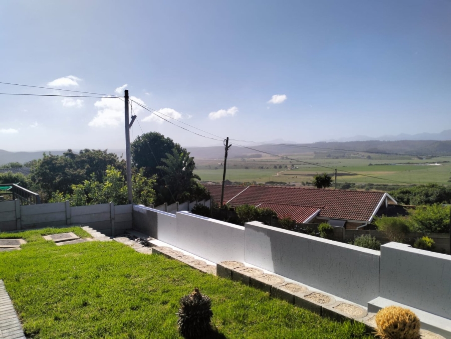 3 Bedroom Property for Sale in Fraaiuitsig Western Cape